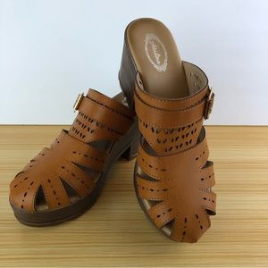 Atalina Shoes Heels Block Size 9 .